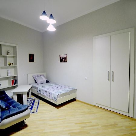 Old Arsena Apartments Tbilisi Luaran gambar