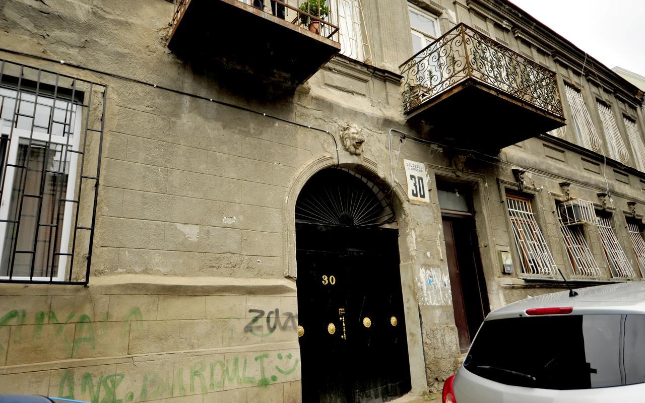 Old Arsena Apartments Tbilisi Luaran gambar
